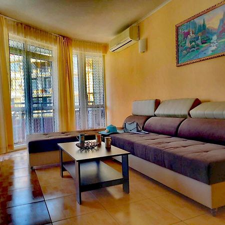 Central Plaza Apartment Słoneczny Brzeg Zewnętrze zdjęcie
